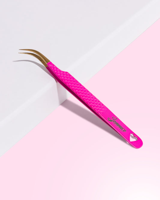 Banana isolating tweezer