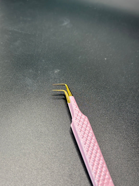 90° Light pink tweezer